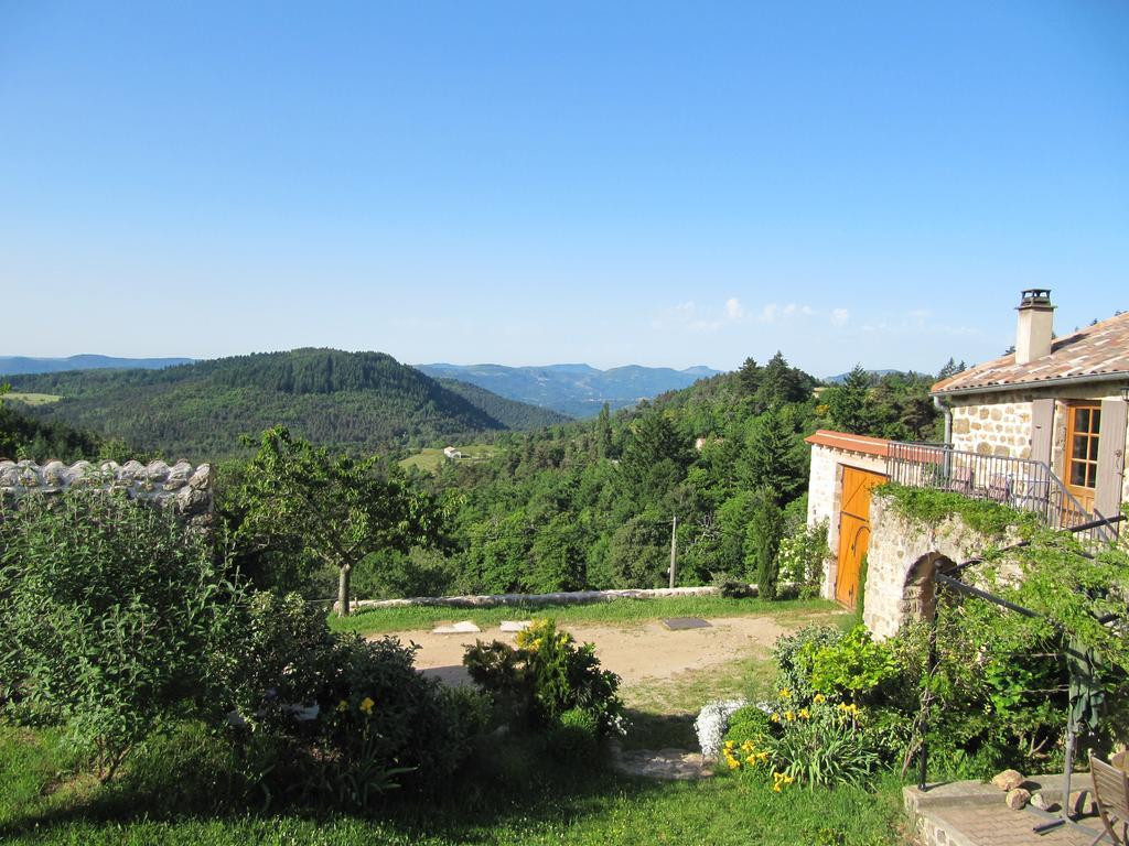 Le Petit Rias Gite Soleil Saint Maurice en Chalencon Zewnętrze zdjęcie