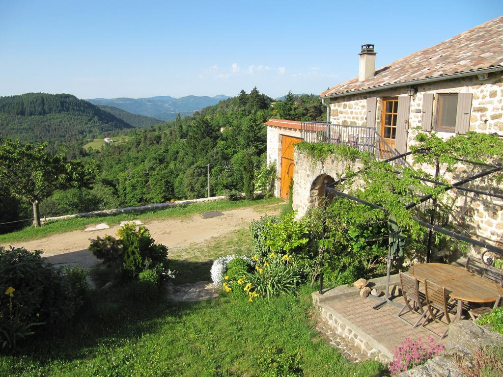 Le Petit Rias Gite Soleil Saint Maurice en Chalencon Zewnętrze zdjęcie