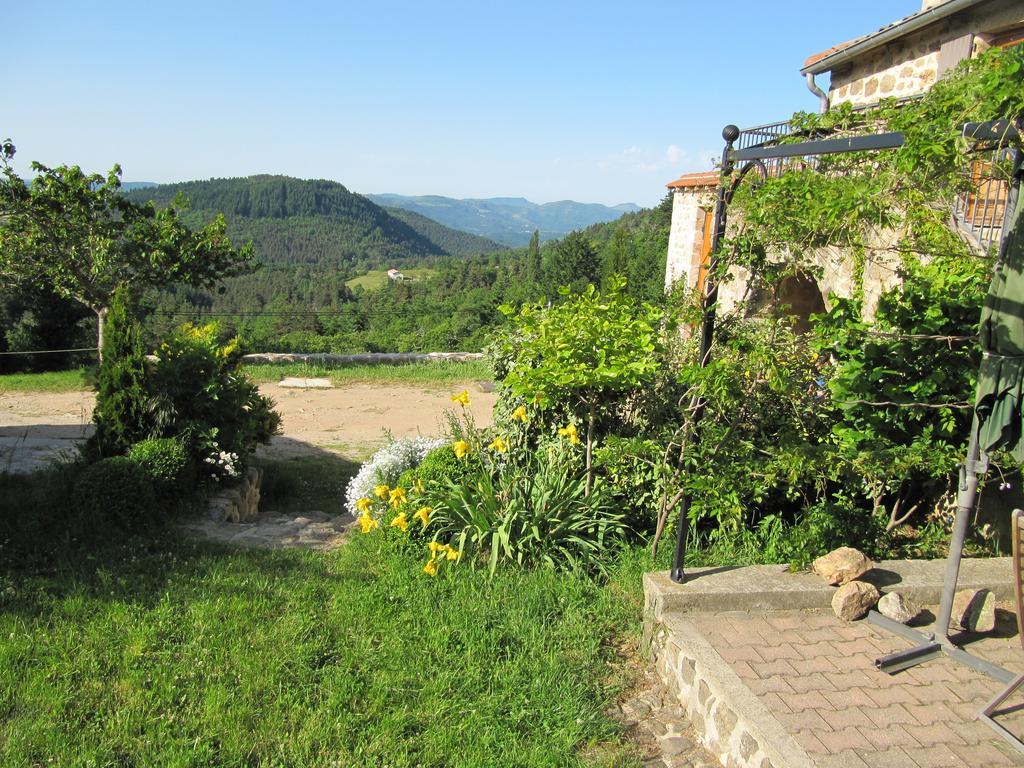 Le Petit Rias Gite Soleil Saint Maurice en Chalencon Zewnętrze zdjęcie
